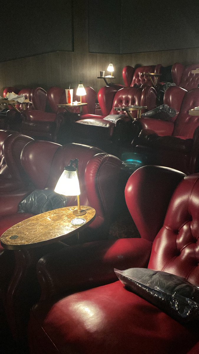 They2br's tweet photo. 🎥🍿 https://t.co/IyTXRD95tY