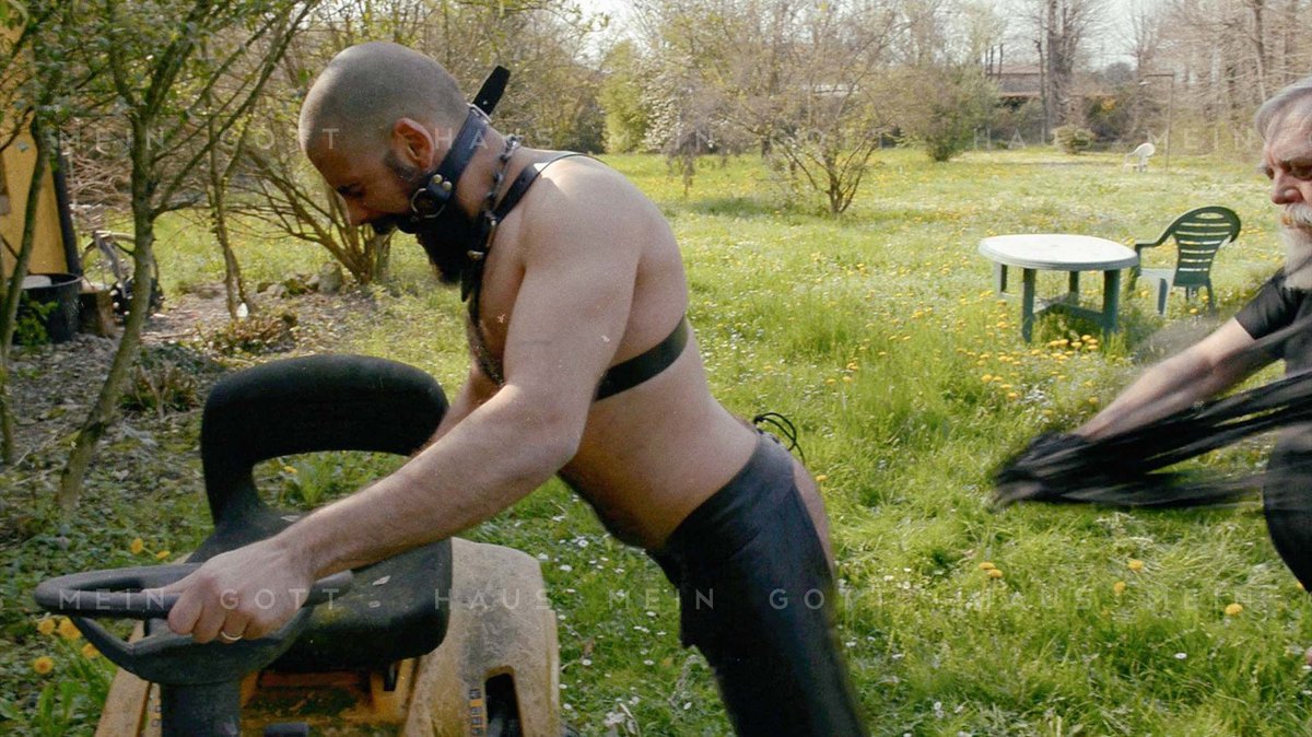 "Pain is a natural element in life, and in #BDSM we use nociceptive pain to enhance the power exchange between the Dominant and the submissive, unlocking the power of the mind (...)" <a href="/LeatherBigWolf/">LeatherBigWolf</a>

buff.ly/3W96oHr