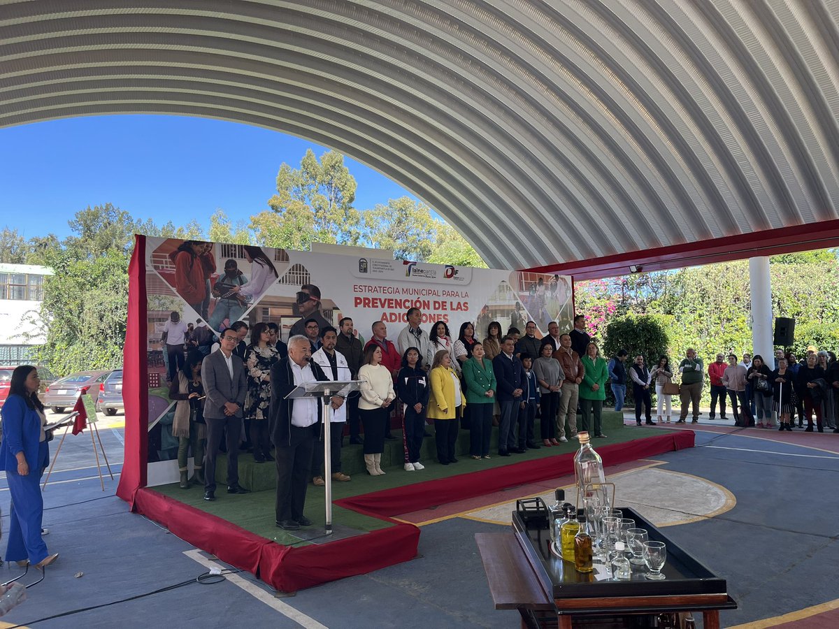 jm_aldez's tweet photo. #VoyAlLado de la Estrategia Municipal para la Prevención de las Adicciones con la representación de “La Última Fiesta” #NuevoGobiernoNuevasIdeas #TrabajamosParaServirte #Sector8 https://t.co/an6rldEM0r