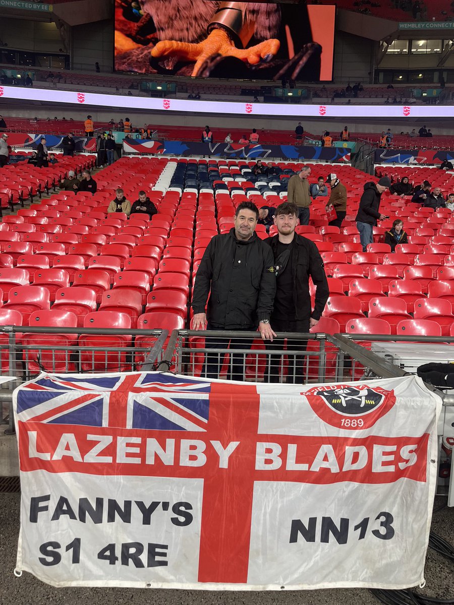 EL 🏴󠁧󠁢󠁥󠁮󠁧󠁿⚔️ tweet media