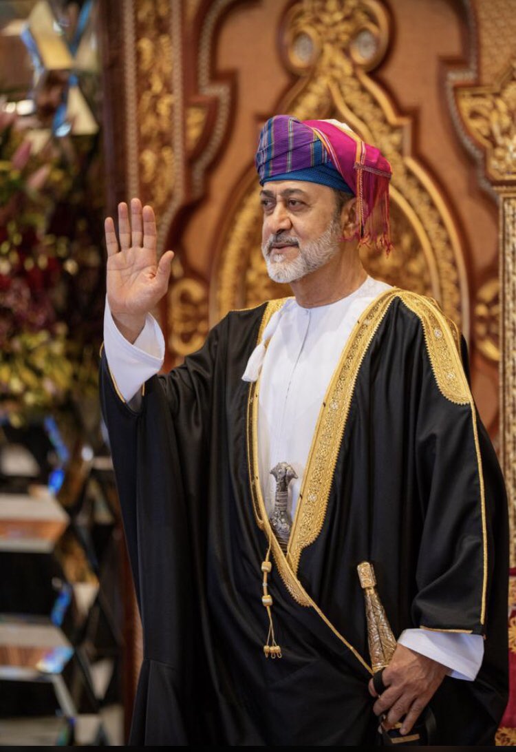 عام جديد وعمر مديد اللهم آمين 🌷#السلطان_هيثم_بن_طارق