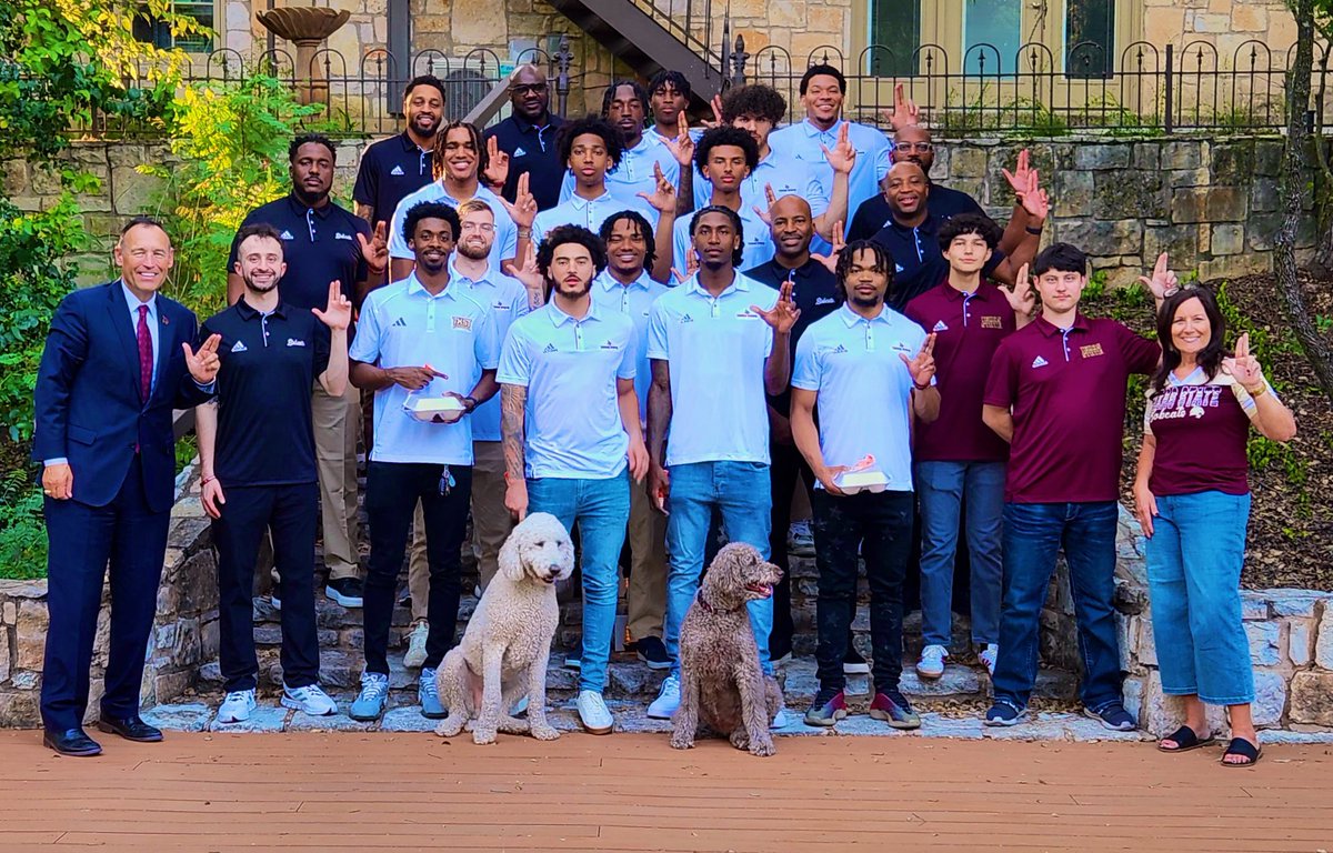 Texas State MBB (@txstatembb) on Twitter photo ๐๐๐๐ฃ๐ ๐ฎ๐ค๐ช, <a href="/kdamp/">๐บ๐๐๐๐ข ๐ณ๐๐๐๐๐๐๐๐๐</a>! ๐ฝ๏ธ
We would like to take the time to thank our University President, and our First Lady for hosting us last night for some delicious dinner! Fun time! ๐ธ
#EatEmUp ๐๐๐๐ฃ๐ ๐ฎ๐ค๐ช, <a href="/kdamp/">๐บ๐๐๐๐ข ๐ณ๐๐๐๐๐๐๐๐๐</a>! ๐ฝ๏ธ
We would like to take the time to thank our University President, and our First Lady for hosting us last night for some delicious dinner! Fun time! ๐ธ
#EatEmUp