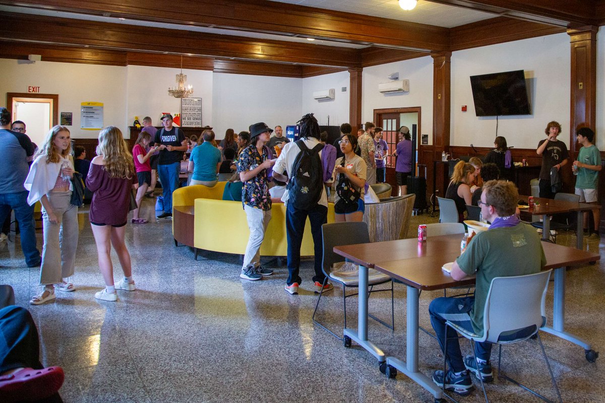 🍕✨ #ThrowbackThursday to our CFA Welcome Pizza Party! 🎉 We kicked off the semester strong, and now that we’re at mid-term, let’s keep striving for greatness! We’re halfway there—keep it up, CFA family! 🚀💛 #CFAFamily #MidTermMotivation #WichitaState