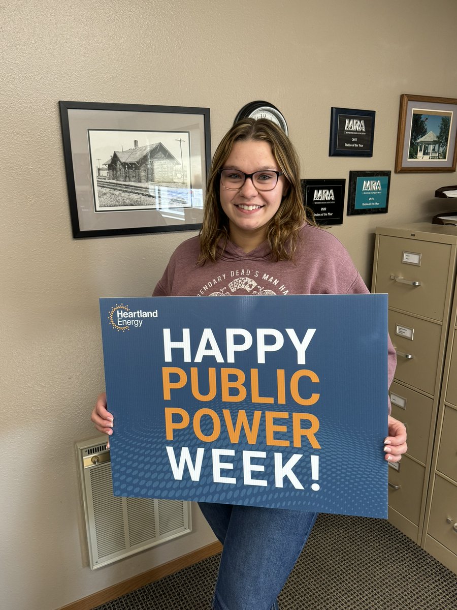 CEO_Olson's tweet photo. What are some benefits of your #PublicPower utility? Just to name a few...

➡️Reliability
➡️Affordability
➡️Transparency
➡️Local Control
➡️Job Creation
➡️Economic Development
➡️Excellent Customer Service

Happy #PublicPowerWeek! https://t.co/fMkBBZGtxl