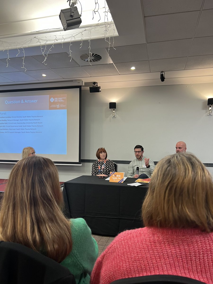 Claire Hathaway tweet media