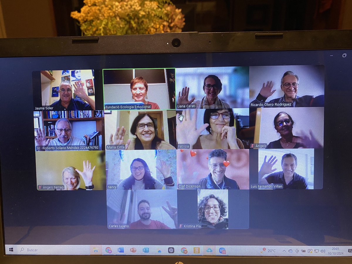Magnífica sesión Grup de Recerca #EcologiaEmocional. Gracias a este magnífico equipo internacional! 😘 <a href="/funecoemocional/">Fundació Ecologia Emocional</a> <a href="/EcoEmocional/">Ecologia Emocional</a>