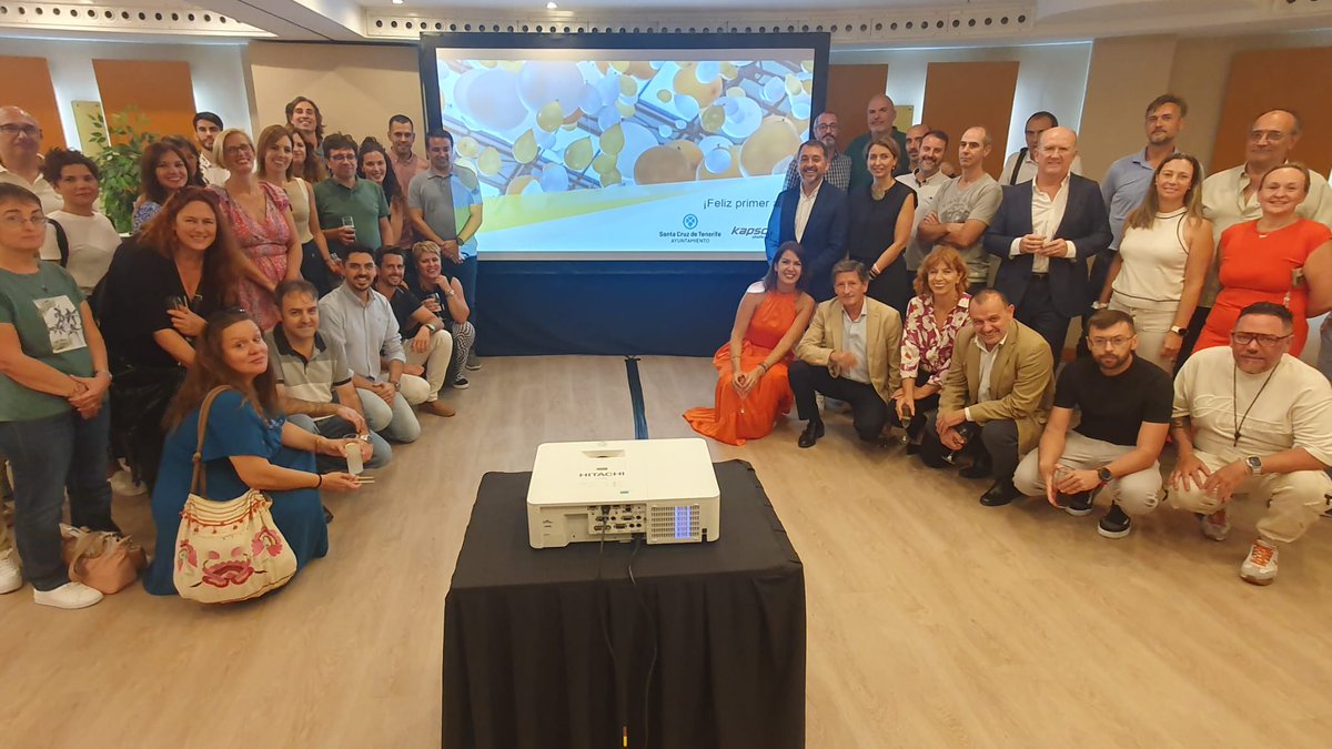 Celebramos un año de trabajo conjunto entre Movilidad y las empresas Kapsch y Tekia en la gestión de la movilidad.  Avanzando en soluciones que optimizan el tráfico, mejoran la seguridad vial y promueven una movilidad más eficiente y sostenible.
 ¡Gran trabajo en equipo! 💚💙