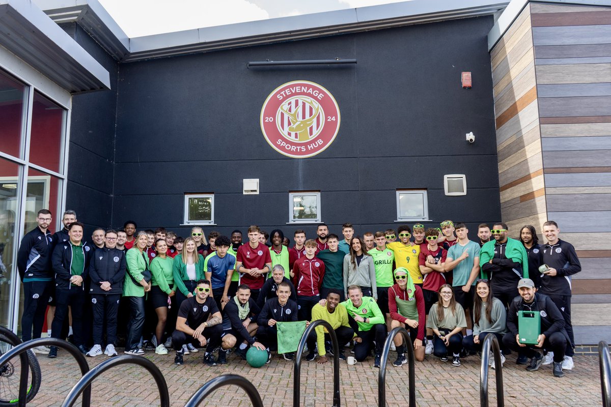 StevenageFC's tweet image. Today is #WorldMentalHealthDay. 

Players &amp;amp; staff from across #StevenageFC marked the occasion with a ‘Tea &amp;amp; Talk’ afternoon to pause and chat while wearing green to spread the message. 

It’s ok to not be ok. Talk about your mental health. ❤️