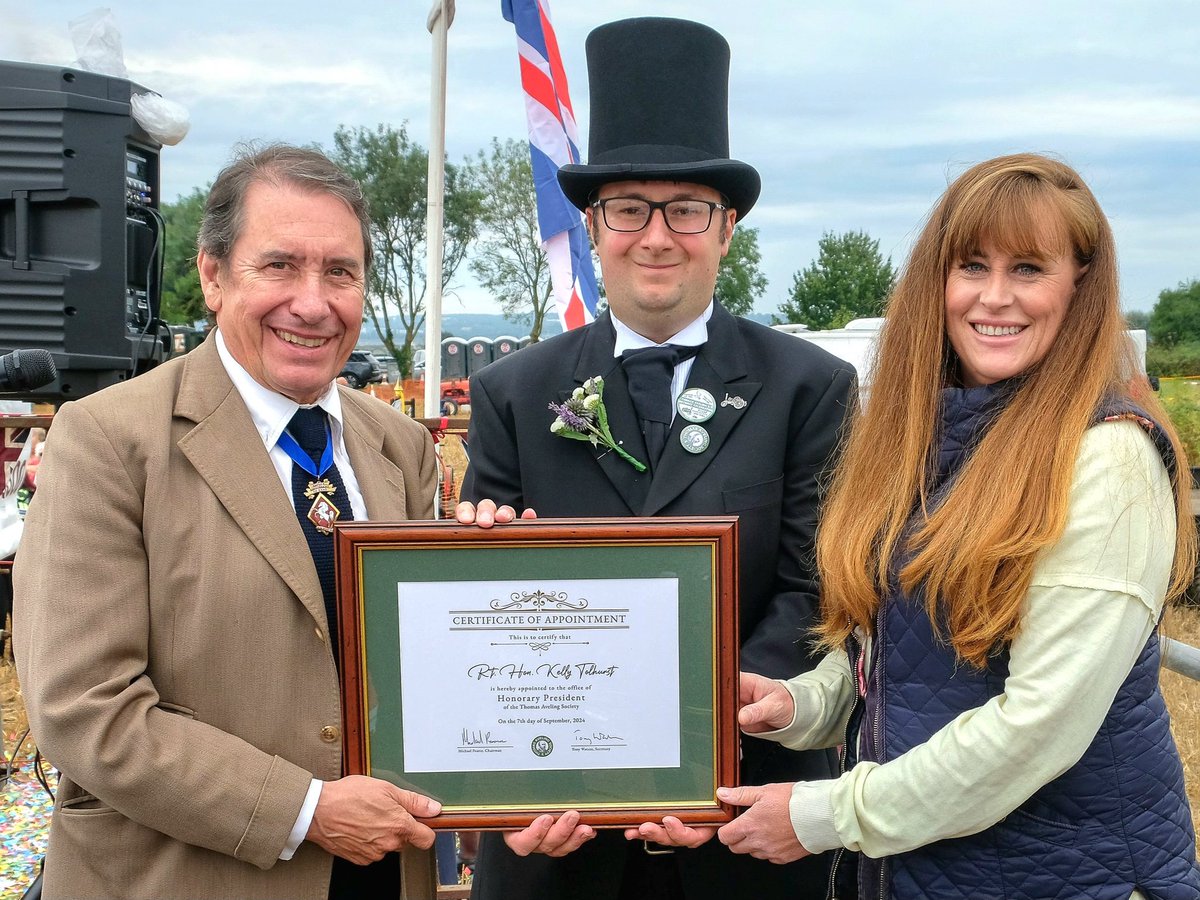 tavelingsociety's tweet photo. During Aveling200 and the inaugural Hoo Peninsula Heritage Festival last month, our Chairman Michael Pearce was joined by Jools Holland OBE DL (Deputy Lieutenant of Kent) to present two Thomas Aveling Society Certificates of Appointment. https://t.co/YhdPytFjvq