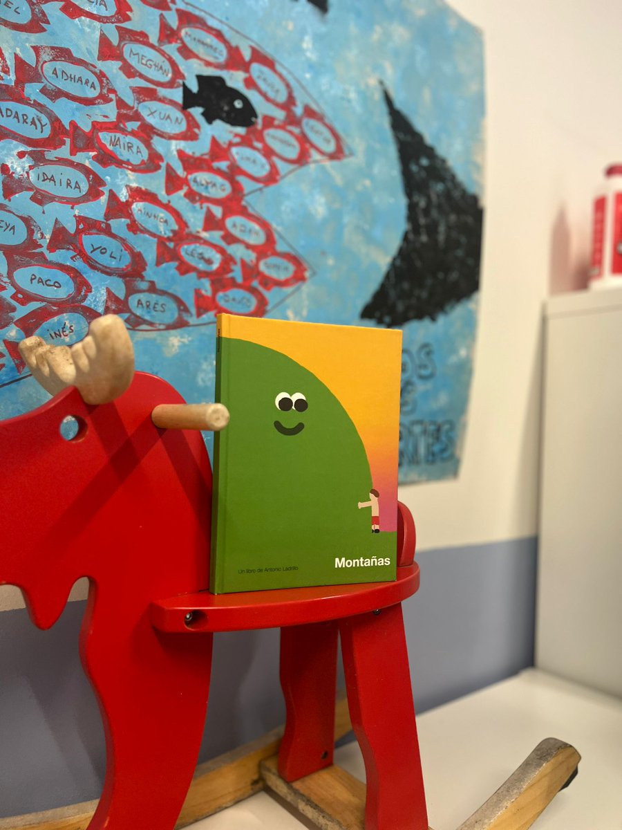 CeipLazarillo's tweet photo. Comenzamos con la actividad de lectura: YO NO ME LIBRO, ¿Y TÚ?Conocemos todo sobre las montañas de la mano de nuestro vecino Miguel de Cáritas. 

¿Quién se anima a venir a contarnos otro? https://t.co/wvtDV9yfIU