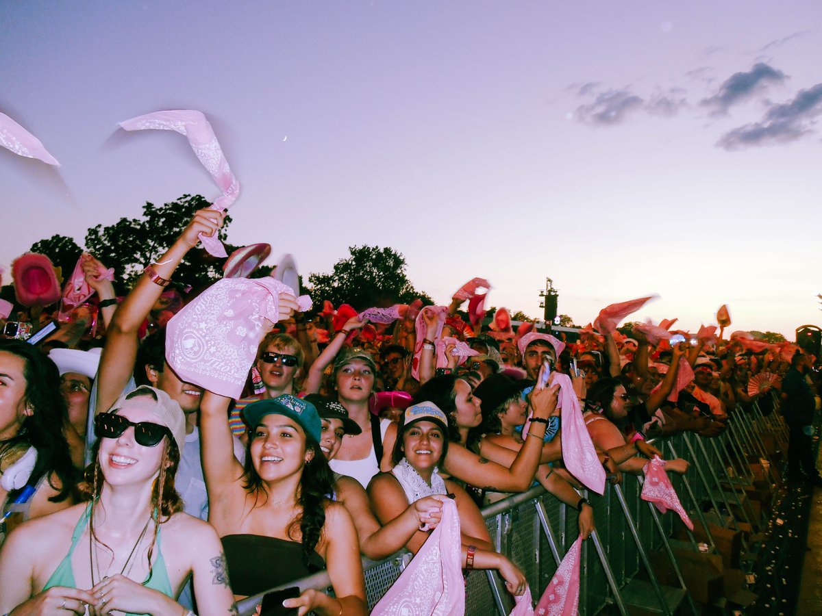 Chappell Roan tweet media