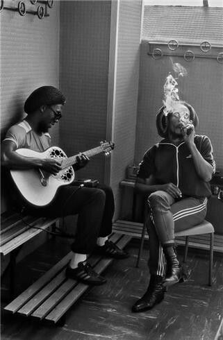 soulrebelbob's tweet photo. "The people who were trying to make this world worse are not taking the day off. Why should I?" - Bob Marley | DM https://t.co/iztPML10v9