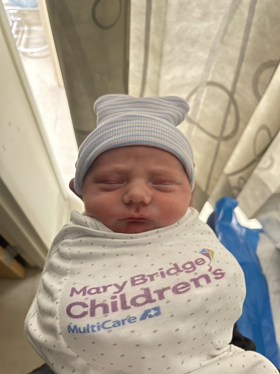 Lpack23's tweet image. Brooks Gregory Packard.
Dob: 10/9/24.
8 lb 3 oz.
Future ballplayer.
Let’s tackle life together, stud.
Dad loves you. Never forget it.
#boydad