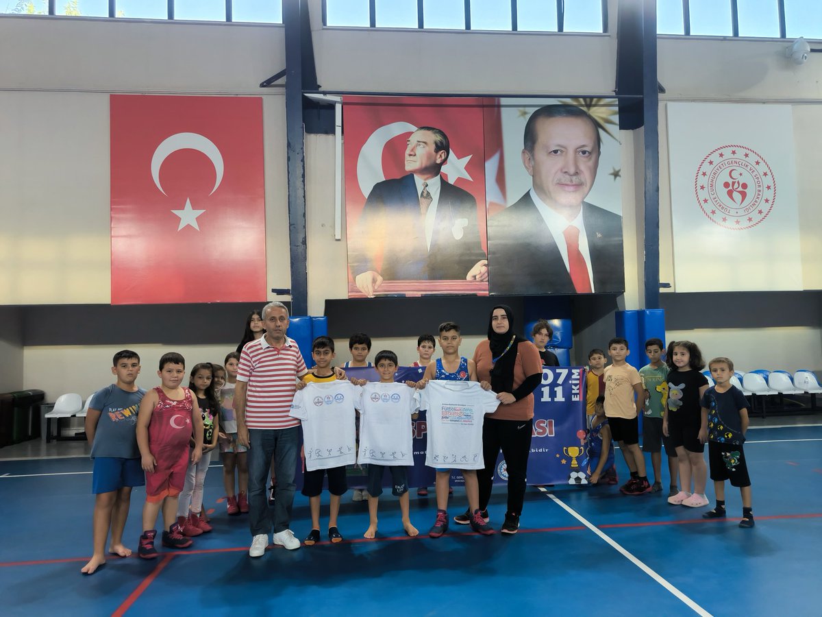 7-11 Ekim #AmatörSporHaftası  kapsamında; Serik Gençlik ve Spor İlçe Müdürlüğü olarak düzenlediğimiz #Güreş etkinliğinde dereceye girenleri ödüllendirdik. 
Tüm sporcularımızı tebrik ederim.

📍Serik Gençlik ve Spor İlçe Müdürlüğü

<a href="/OA_BAK/">Dr. Osman Aşkın Bak</a> <a href="/drcemalsahin/">Cemal SAHIN</a> <a href="/kemalcelik007/">Kemal ÇELİK</a> <a href="/YGrhan/">Yavuz Gürhan</a>