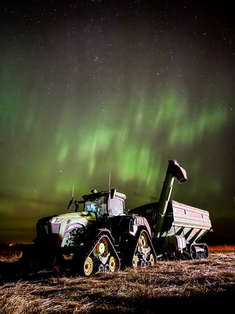 When the stars align and you can reflect on a long day. <a href="/JohnDeere/">John Deere USA</a> <a href="/UnverferthMfg/">Unverferth Mfg. Co., Inc.</a>