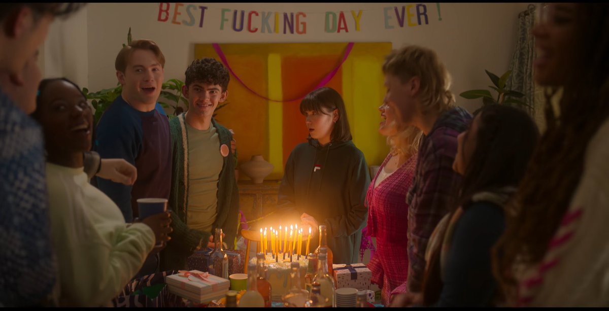 springsspring_'s tweet photo. it’s been one week since season 3 came out and life hasn’t been the same ever since https://t.co/cKydNj5cYv