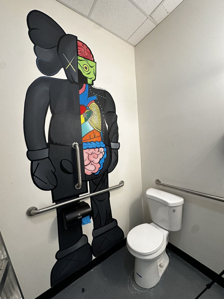 tayanaharrison's tweet photo. 🎨🚽🫧 https://t.co/F7wbDir28l