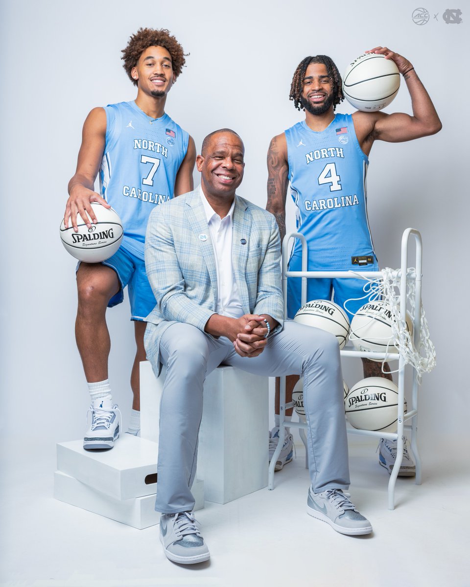 Something 'bout those Tar Heels and that Carolina blue. 🤌