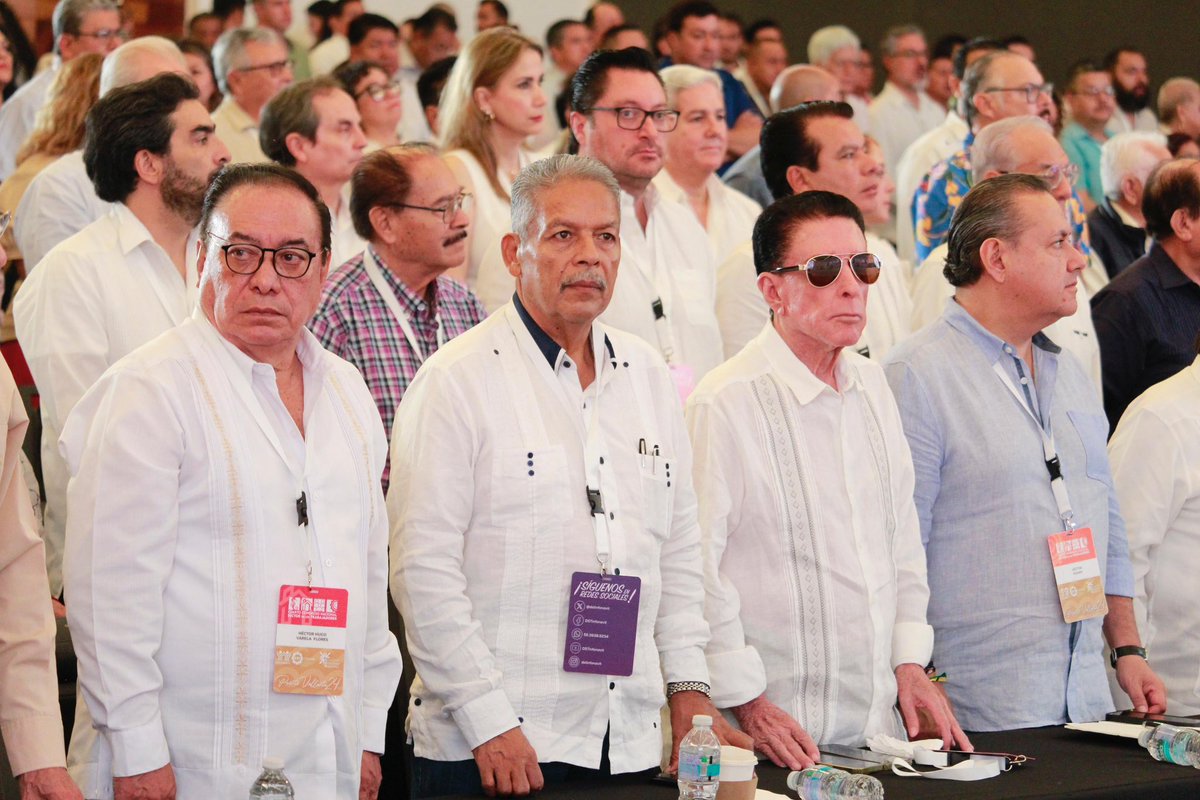 Presente en el 4° Congreso de las Comisiones Consultivas Regionales de la @DSTInfonavit, en Puerto Vallarta, Jalisco, atendiendo los trabajos dispuestos en favor de las y los trabajadores del país.
