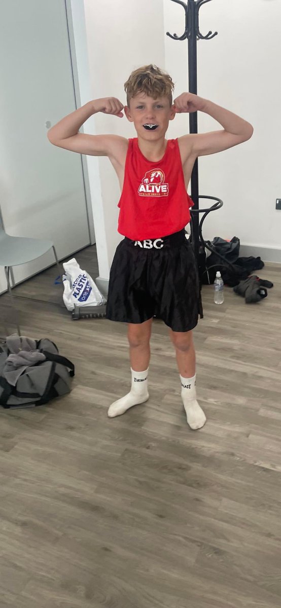 Alive_ABC's tweet image. This weekend up at the Bath Assembly Rooms. Young Finlee out again.