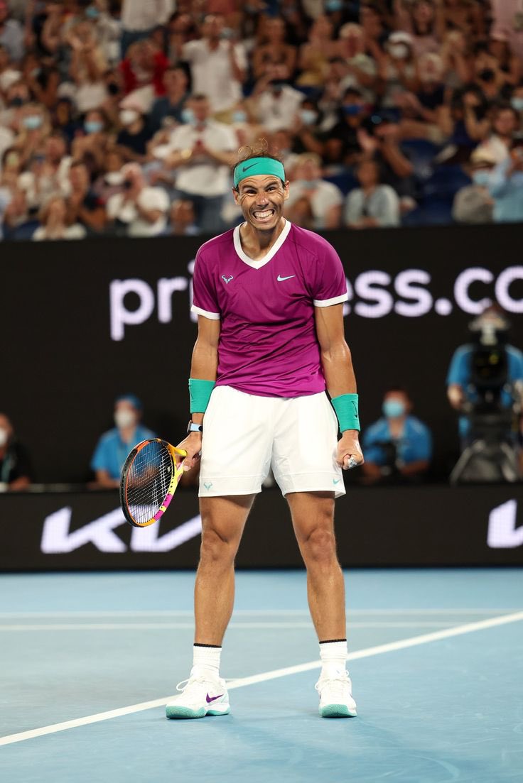 This moment is the one i will remember the most. His last major title <a href="/AustralianOpen/">#AusOpen</a> . I’ve never seen a more gutsy performance from him. It was a remarkable comeback and one that defines him to me, the most!