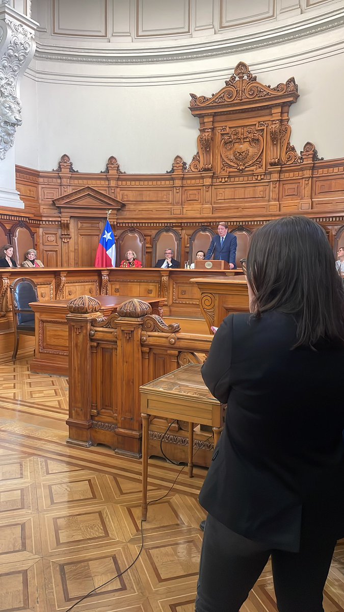 Martín Ortiz Vásquez (@martin_ortizz) on Twitter photo Destituida Ángela Vivanco de forma unánime de la Corte Suprema
<a href="/chvnoticias/">CHV Noticias</a> Destituida Ángela Vivanco de forma unánime de la Corte Suprema
<a href="/chvnoticias/">CHV Noticias</a>
