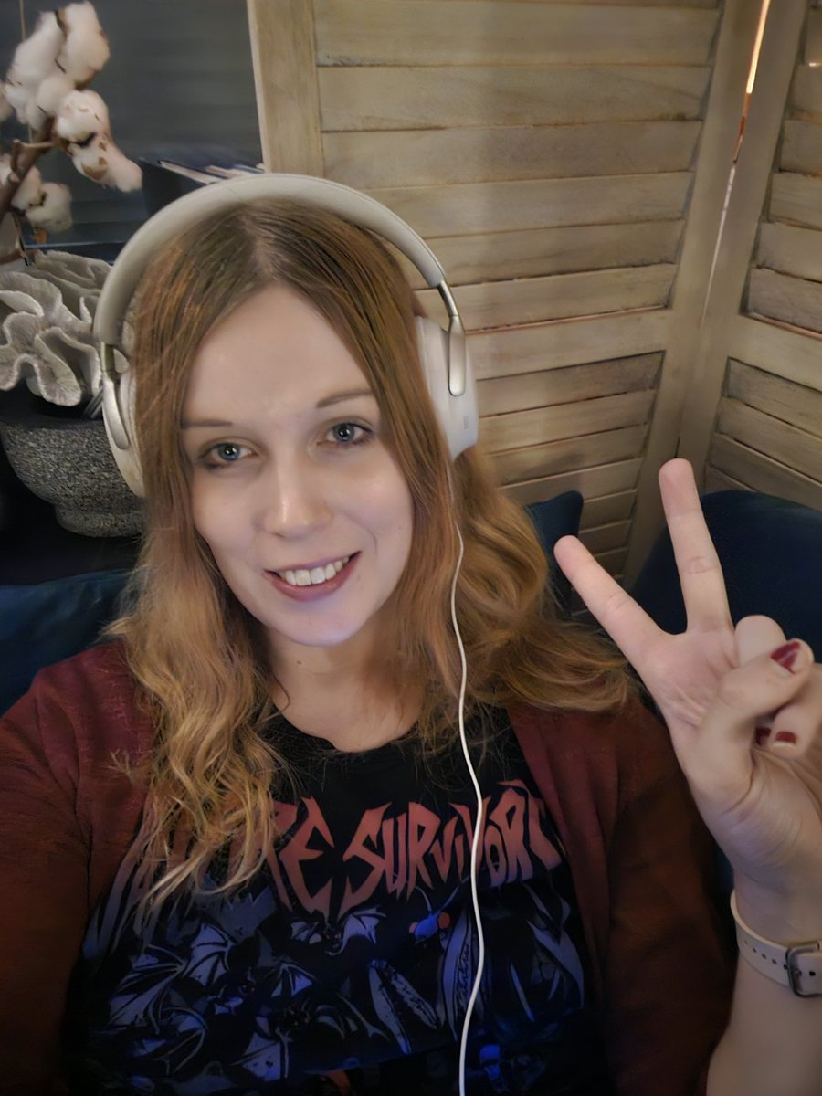 A new era dawns. I splurged and got myself Bose Ultra Comfort headset. Good lord 😁 never had noise cansellation like this.

So fun to finally buy it. I've alwaaays wanted it growing up:)