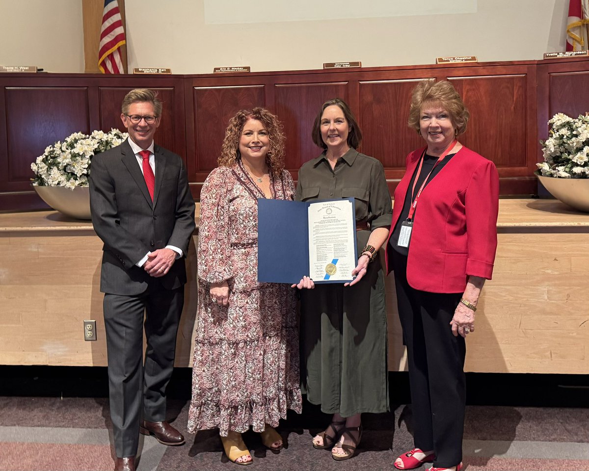 Eric Mackey tweet media