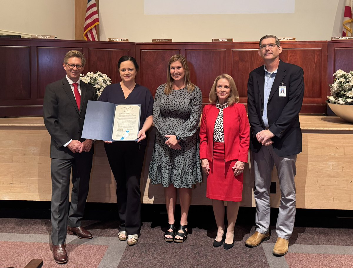 Eric Mackey tweet media