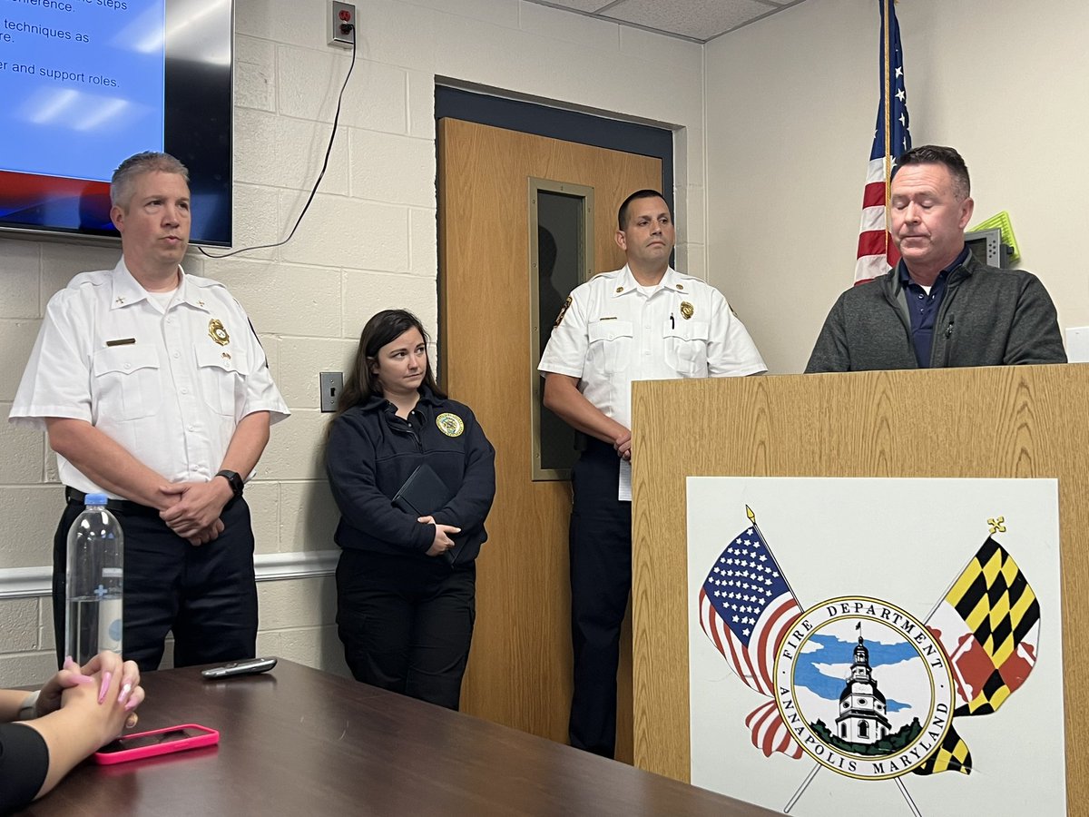 PIOMarkBrady's tweet image. Just completed the 3-day Public Information Basics course @FEMA_NDEMU L0105 held in Annapolis MD. 15 students from @DCGovernment @AnnapolisFire @AACoFD @PGFDNews &amp;amp; @ffxfirerescue participated. Co-instructed with #MPIO Kasey Thomas from @AACO_OEM - great job by all. Honored to