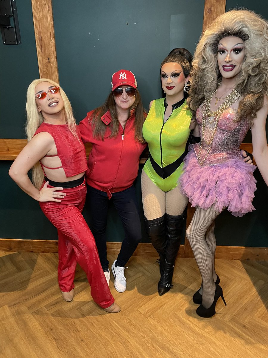 The_Honey_G's tweet image. My fave Queens #pontefract