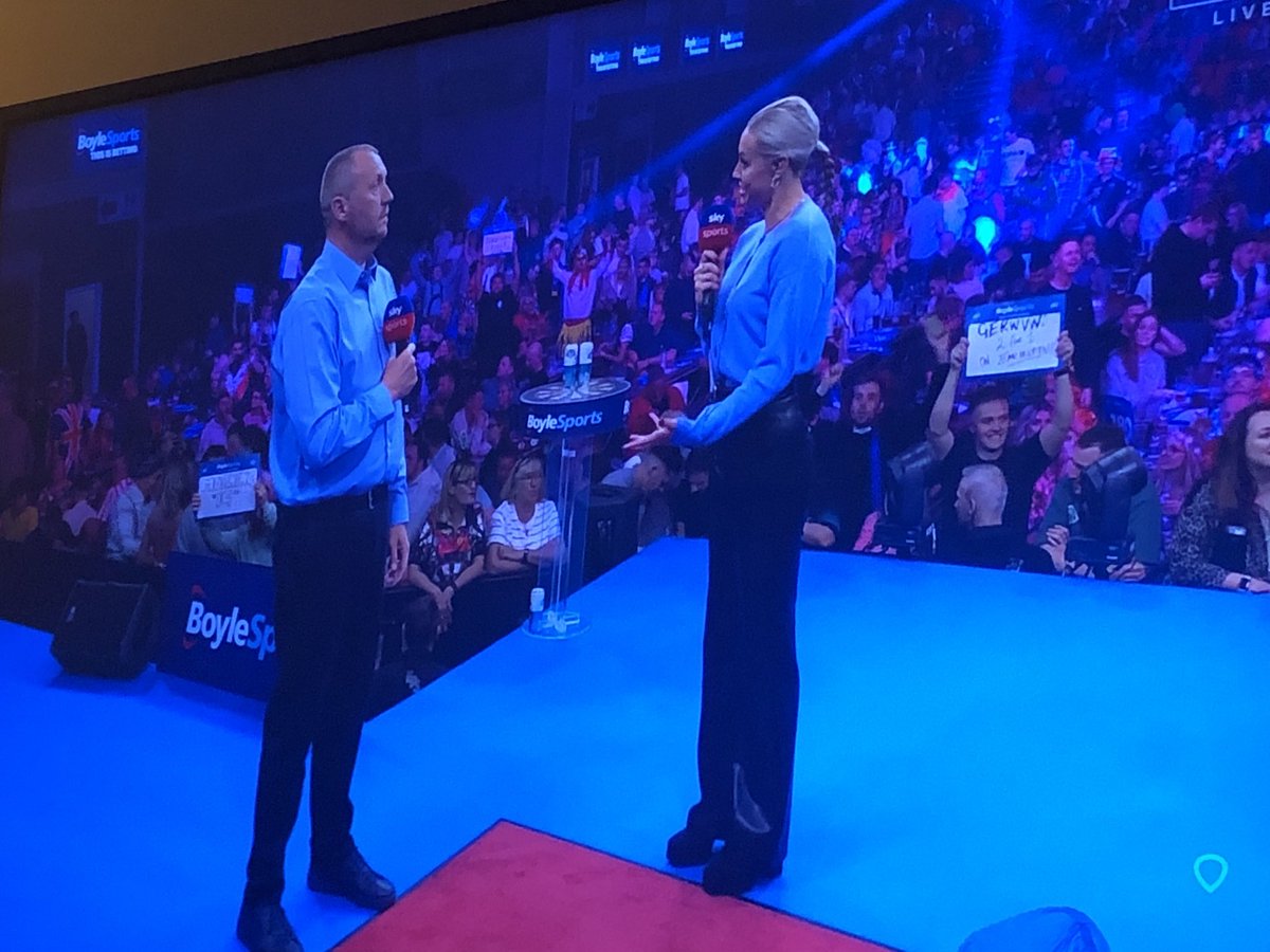 Who didn’t get the memo????
⁦<a href="/Wayne501Mardle/">WAYNE MARDLE</a>⁩ OR ⁦<a href="/MissEmmaPaton/">Emma Paton</a>⁩ 

#samesame
#itsimplyhastogo
🎯🎯🎯🎯