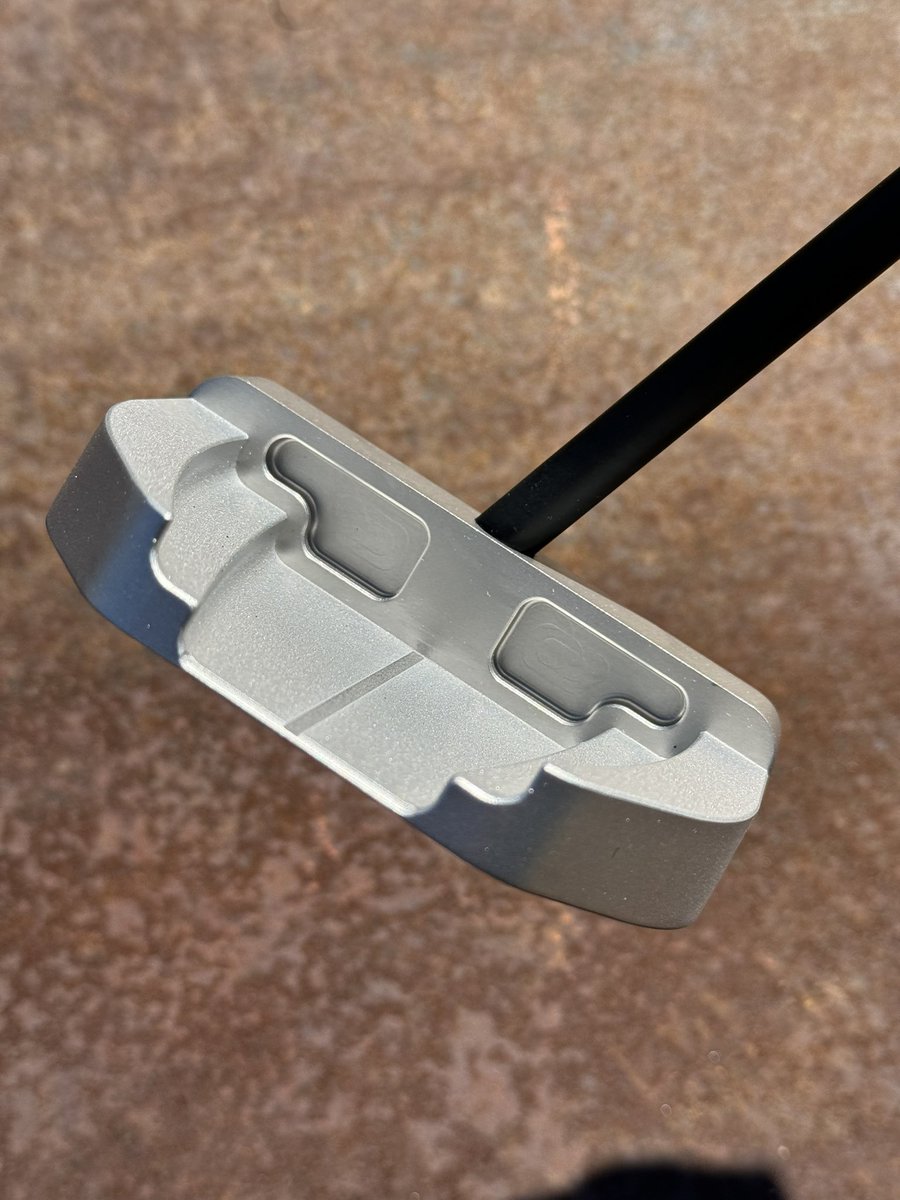 tim6918's tweet photo. Lefty Love! Where my lefties at? Center shafted combo here for the south paws.
#motorcitymachining #cncmachined #instamachinist #machiningfordollars #golfcollection #cncporn #cnc #putter #putterporn #putters #golf #cncmachining #customputters #golfswag #lakesputterco https://t.co/LvzeBRWgZO