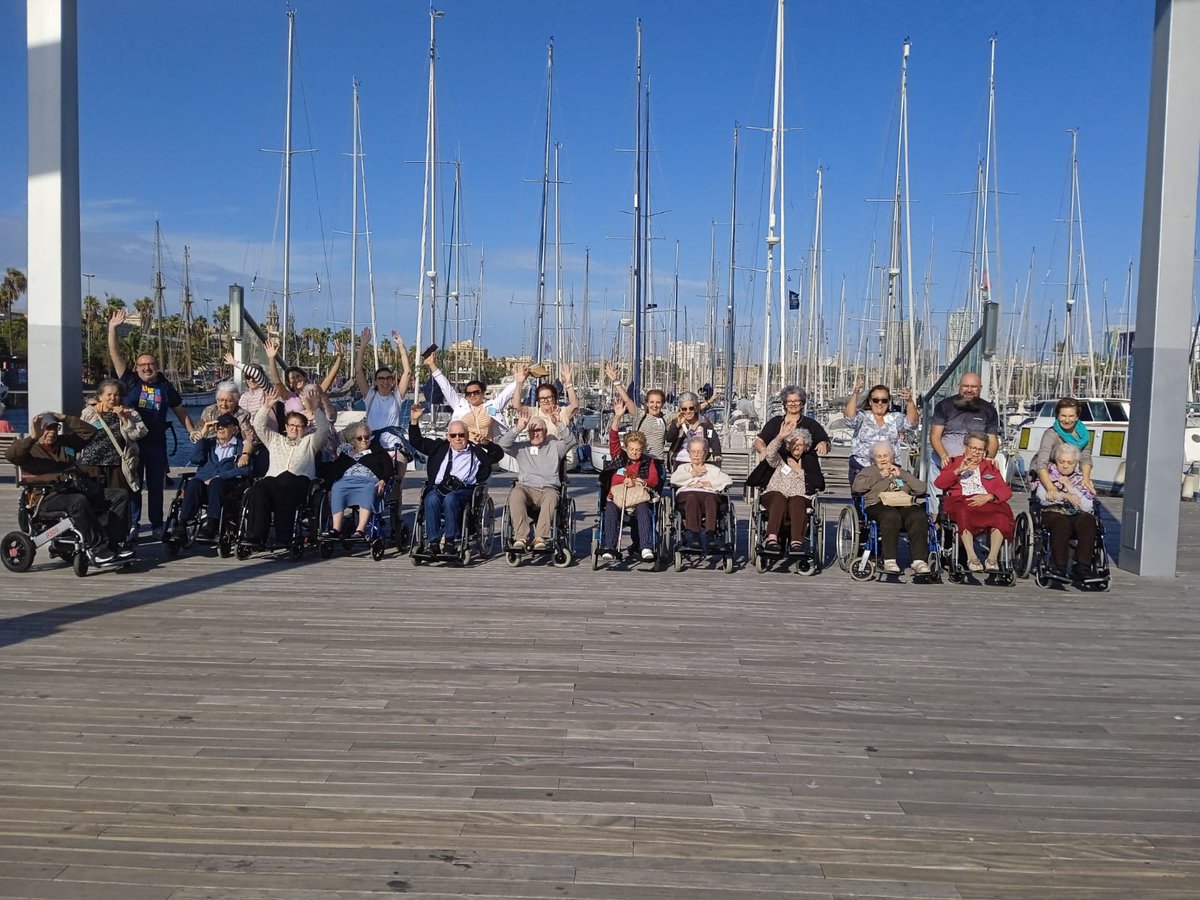 F_Immaculada's tweet photo. Ahir vam fer la excursió al Museu Marítim de Barcelona, ens vam explicar moltes coses, una oportunitat per aprendre sobre l'historia naval i  també per gaudir d'una part emblemática del patrimoni cultural de la ciutat. 

Gràcies @museumaritim per l'acollida. https://t.co/73Ko3GxVqh