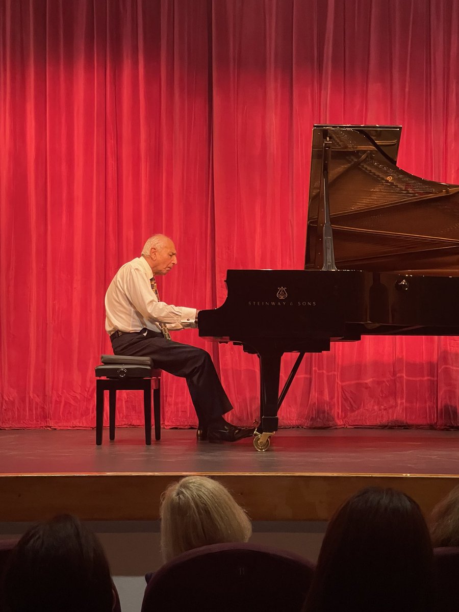 eevriviades's tweet photo. Attended last night the #piano recital by Martino #Tirimo at the #Larnaca Municipal Theater.
His mastery of the keyboard was evident in every piece. From #Schubert’s Three Last Impromptus to #Liszt’s Hungarian Rhapsody No. 12.
Tirimo’s interpretation of #Debussy’s Clair de Lune was especially sublime, capturing every nuance with precision. His touch on the Steinway felt effortless yet deeply intentional, with dynamic control & perfect phrasing.
A true celebration of classical piano, combining technical skill with profound emotional depth. An evening well spent in the world of music!
@LarnakaRegion #ClassicalMusic