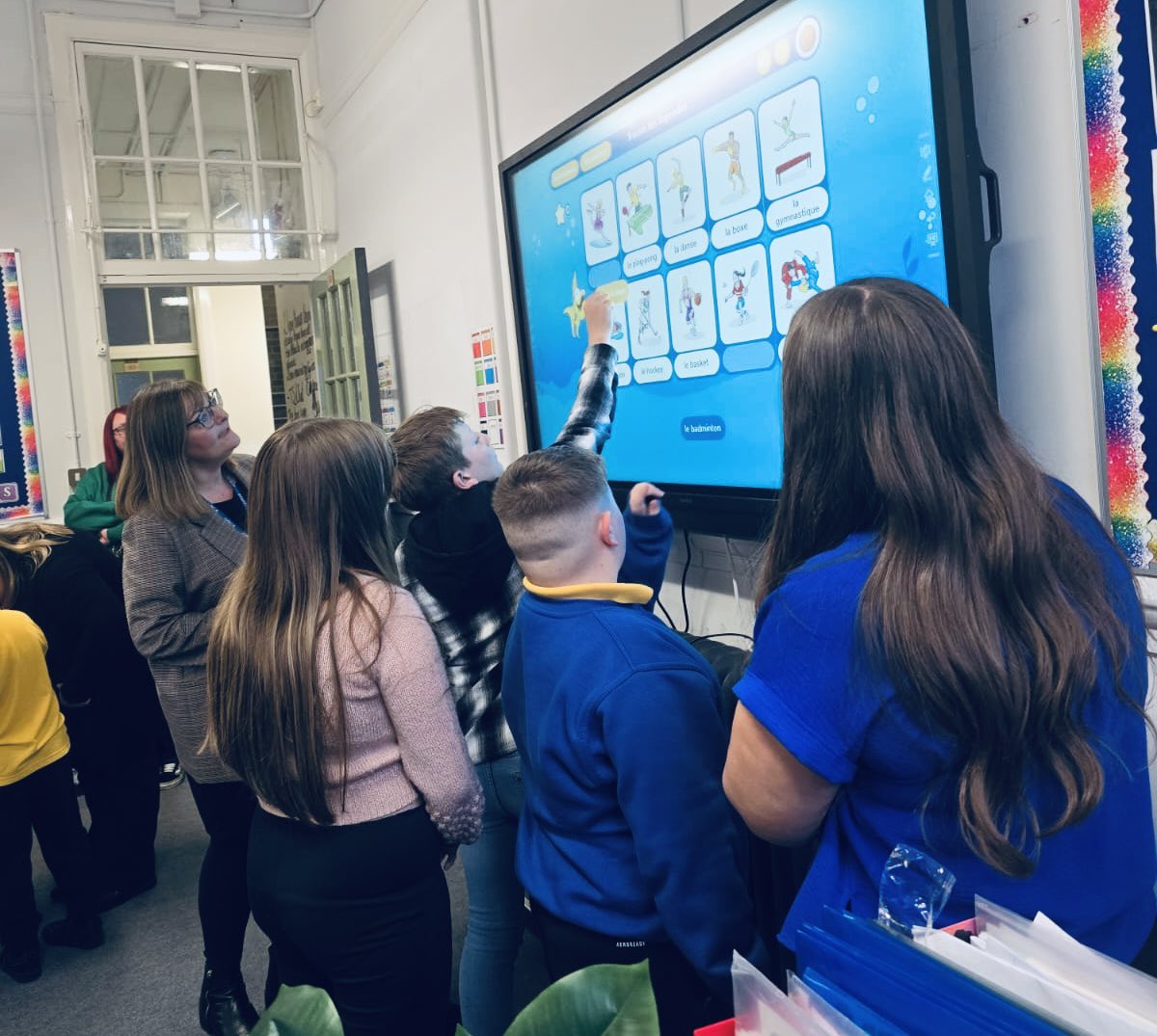 Abersychansch's tweet photo. Students participated in activities in the Welsh, History and Technology Departments ⤵️
#NotinMissOut #AberTransition #AberCommunity https://t.co/t2cpxmjchs