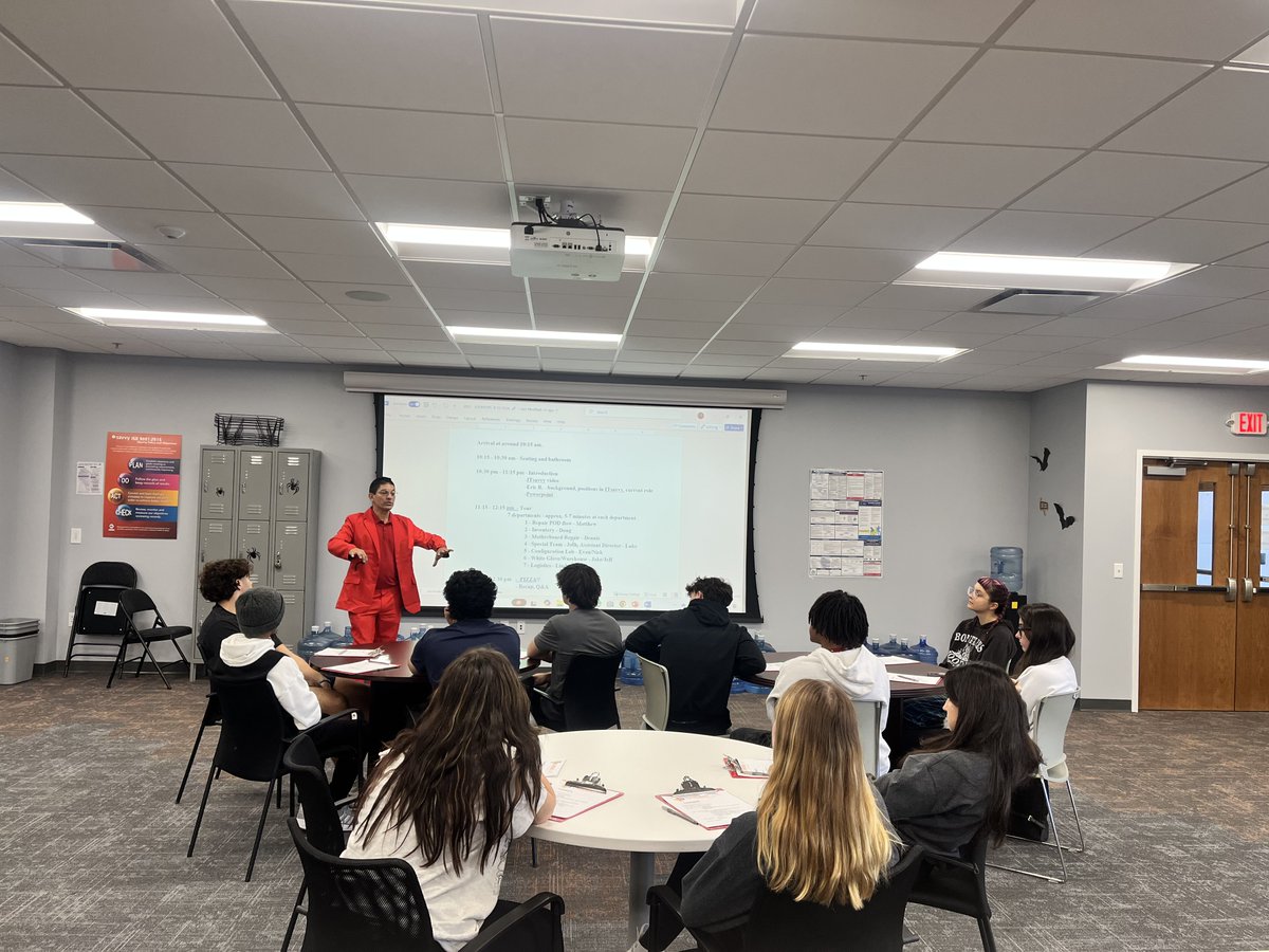 Great day in Milwaukee with our #Chromebook repair training partner
<a href="/ITsavvyLLC/">ITsavvy</a>
with our #TACCrew!  When we can't repair our Chromebooks, this is where we send them.  It's also where we get all of our parts for our crew to repair in house #edtech <a href="/LockportHS205/">Lockport Township High School</a>