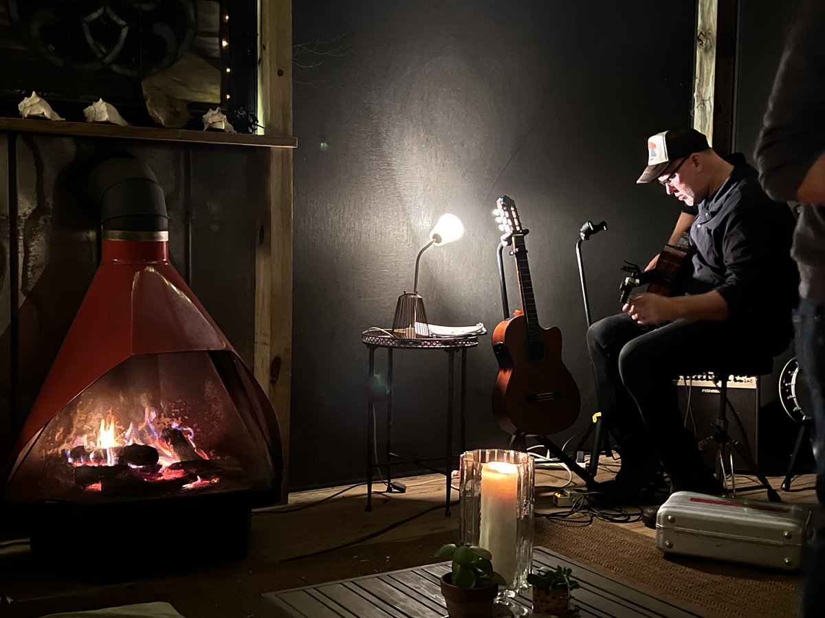 undertow tweet media