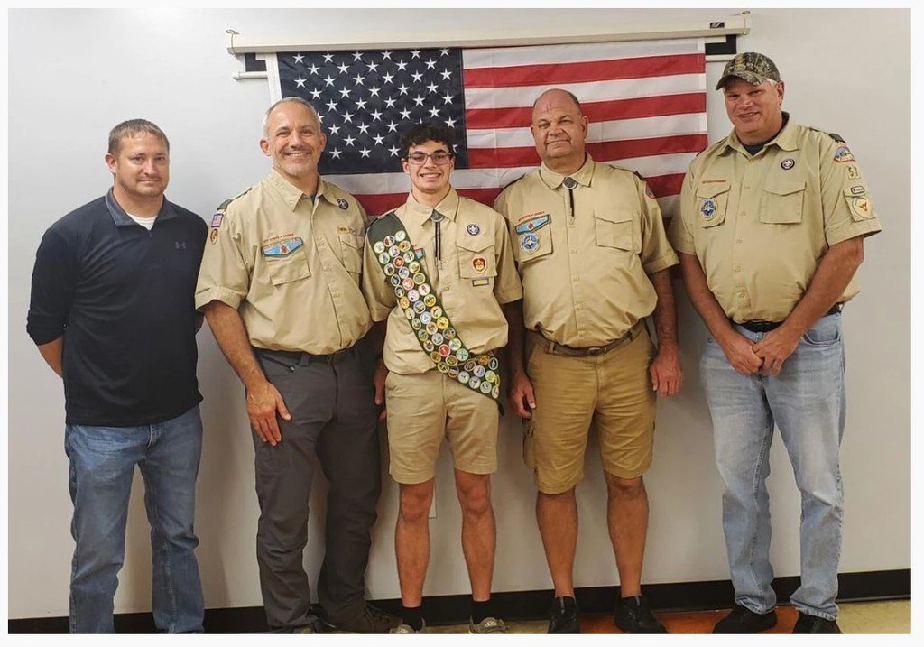 Congratulations to #MVProud Junior Valent Cervenak on earning the rank of Eagle Scout!