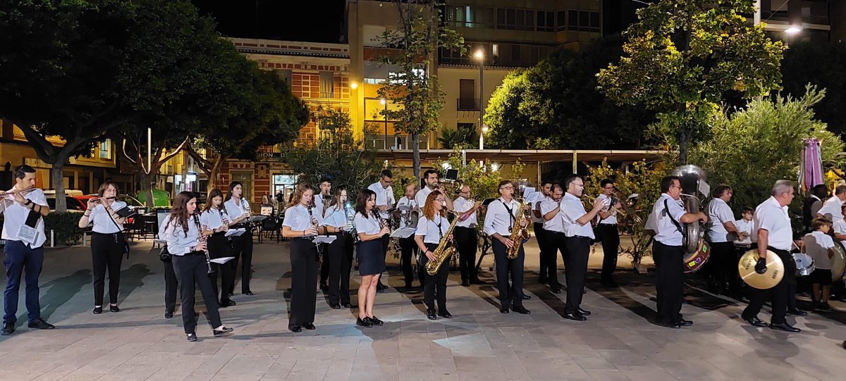 🥁 Un any més acompanyant a l’Associació de 
Moros i Cristians de Sagunt i als <a href="/LLancersSagunto/">Llancers de Morvedre</a> als #MiCSagunt 

Sagunto Turismo 🚌🎶 #jmvegiletontour