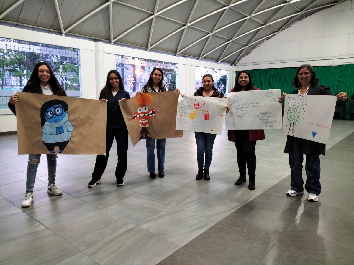 LauraVamoN99's tweet photo. @ElOIRdelaRegion @LuzAngelasu 🌟Desde #Sena #Sogamoso, se llevó a cabo la #CátedraSocialSolidaria, acerca de los tesoros de la salud mental. Juntos, construimos una comunidad más fuerte y solidaria. 💜
#SaludMental #PrevenciónSuicidio
@ElOIRdelaRegion 
@UniversidadUNAD 
@UNAD_ZCBOY https://t.co/OJaCEyr9Az