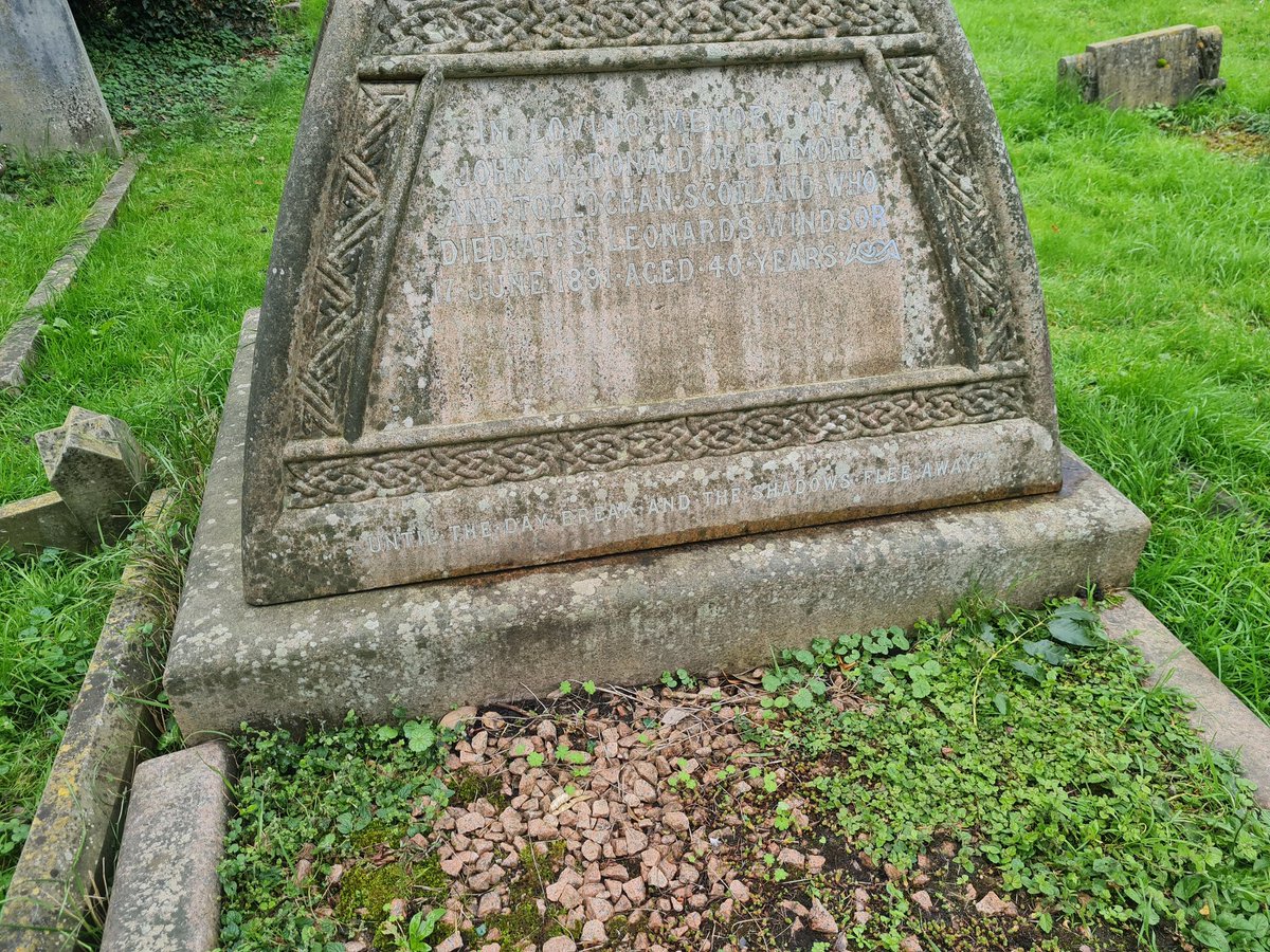 On behalf of <a href="/FoundersTrail/">Gordon</a> &amp;  the 8 London &amp; South East RSC'S , we visited Windsor today to arrange for the restoration of John McDonald, who gave the <a href="/RangersFC/">Rangers Football Club</a> Founders the clubs 1st ball ⚽️, gravestone. More to follow #RangersHistory <a href="/GrandmasterSuck/">FollowFollow.com News</a> <a href="/ibroxrocks/">Heart & Hand Podcast</a> <a href="/RFC_Colin/">Colin Stewart</a>