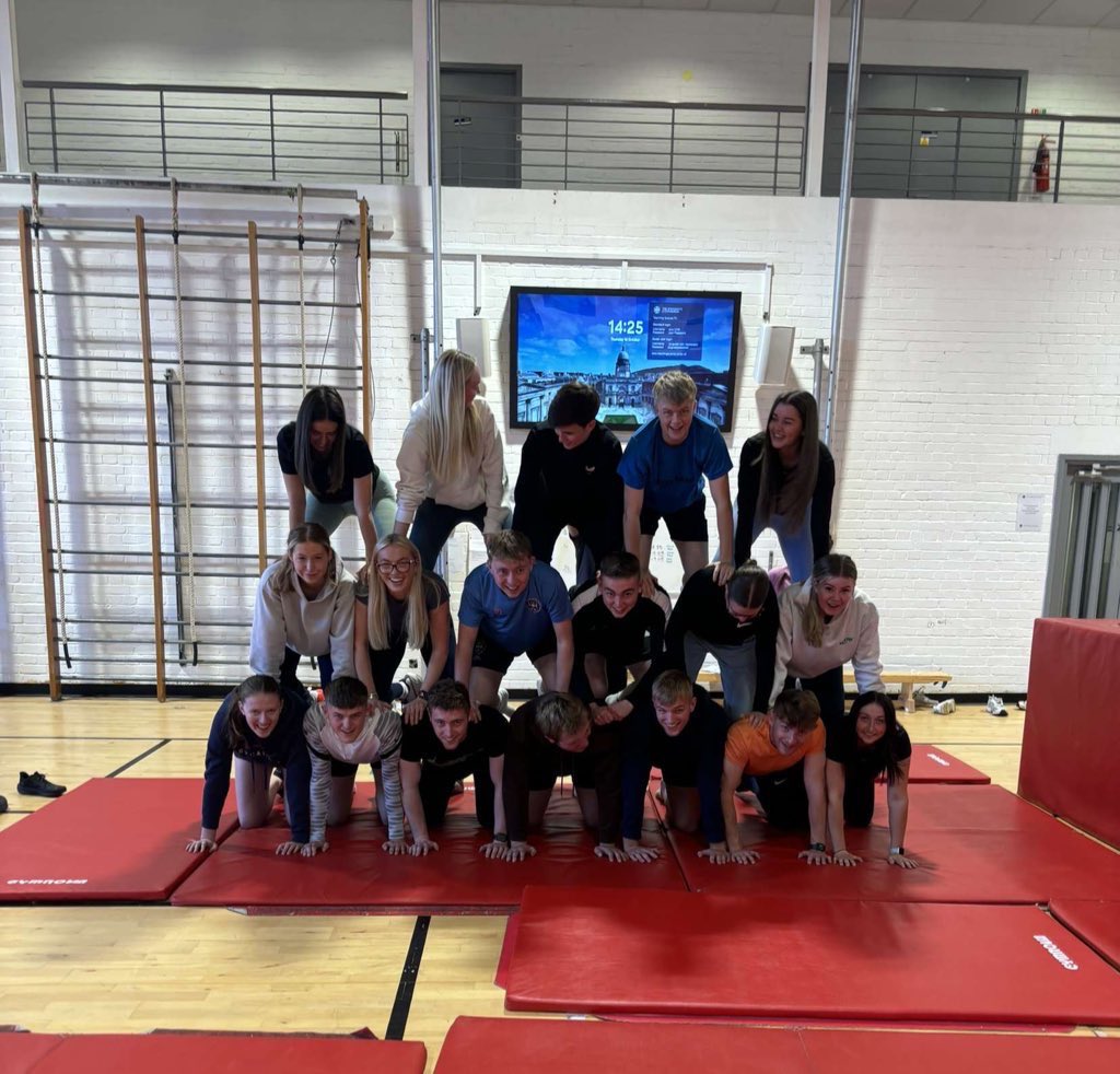missthomson29's tweet photo. WEEK 4 #PECP2
Today we were learning and working on handspring support ๐คธโโ๏ธ
#MAPE #GroupB #Year2 https://t.co/qP3GQ6qvL7