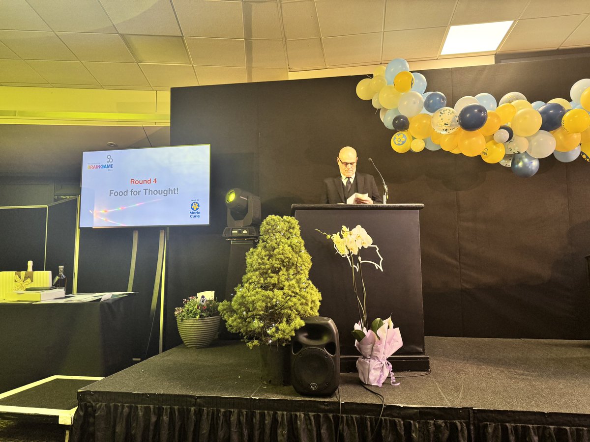 DerBrainGame's tweet image. Round 4 is underway, ‘Food for Thought’, written and read by Derby’s favourite Chef and Brain Game Committee member, Charlie 🍓🥔🥣  #DBG2024