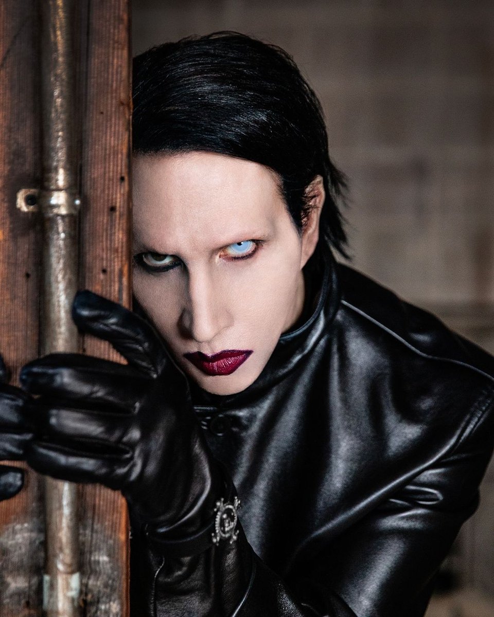 New <a href="/marilynmanson/">Marilyn Manson</a> photos by our beloved <a href="/mrperou/">perou 🇺🇦</a>
#marilynmanson #oneassassinationundergod #2024