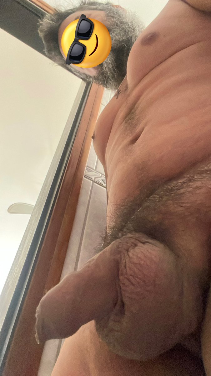 Deixa ele durão??? #uncut #bareback #bare #bb #bbk #bbbh #BarebackBreeding #NoCondom #semcapa #nopelo #leitedentro #leitada #leiteiro #fetiche #bulge #porranocu #piss #putaria #pegação #perv #dp #sebo #smegma #mijo #suruba #banheirao #gloryhole #cockring #anelpeniano #semcueca