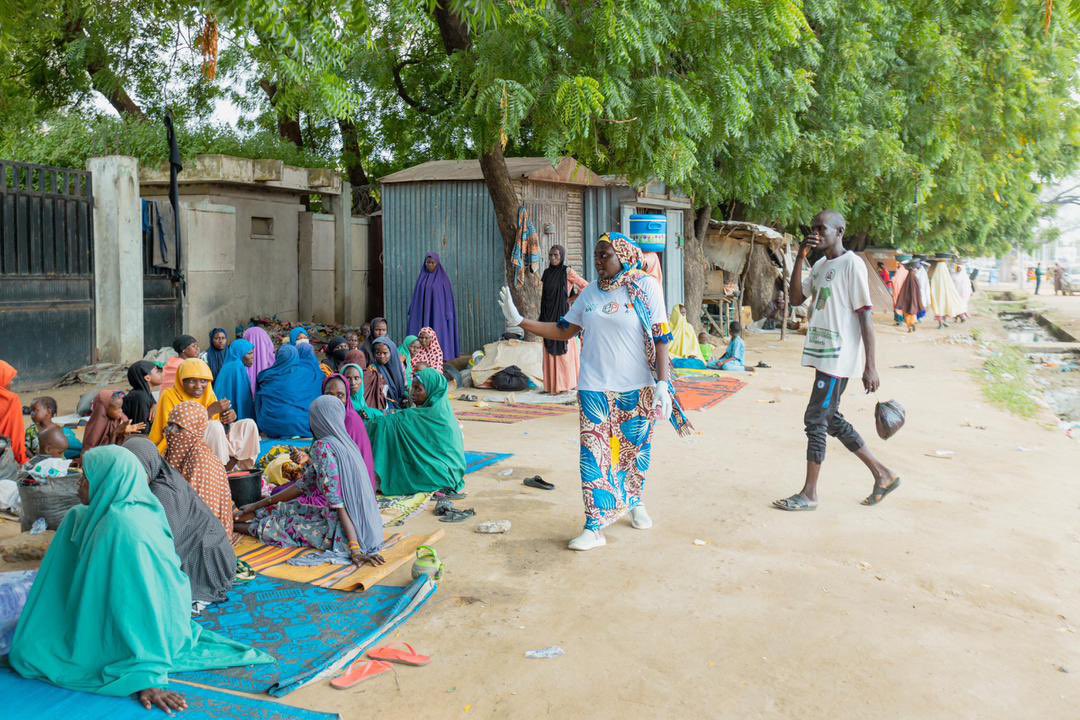 Voiceofarewa01's tweet photo. Voice of Arewa “Maiduguri Flood Relief Project”

The team behind this success of this  Project. 

If you are in support that we should continue with this project comment below 👇🏽 with “VOA Maiduguri Flood Relief Project”

Cc: @CaptJamyl @NalhatNabila https://t.co/0WfkWzqHXN