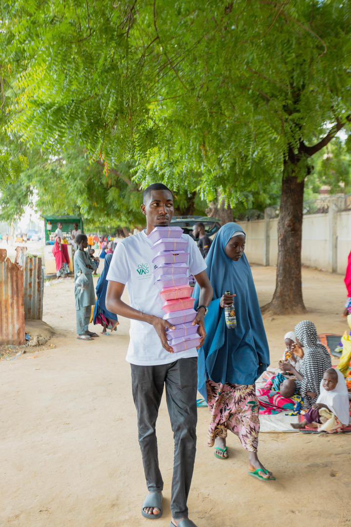 Voiceofarewa01's tweet photo. Voice of Arewa “Maiduguri Flood Relief Project”

The team behind this success of this  Project. 

If you are in support that we should continue with this project comment below 👇🏽 with “VOA Maiduguri Flood Relief Project”

Cc: @CaptJamyl @NalhatNabila https://t.co/0WfkWzqHXN