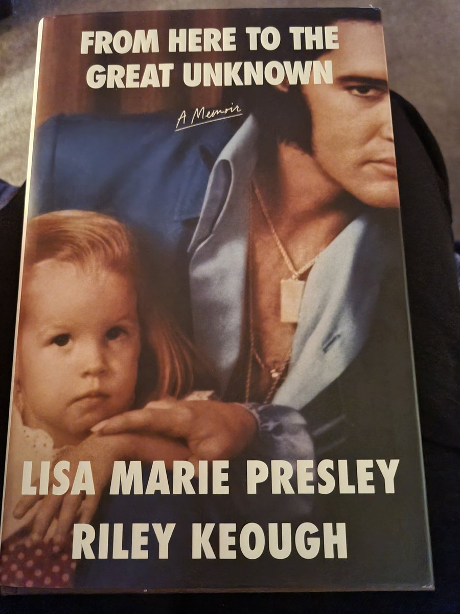 Listening to Lisa Marie's memoir on audio. Up to chapter 2 and cried so much 😢