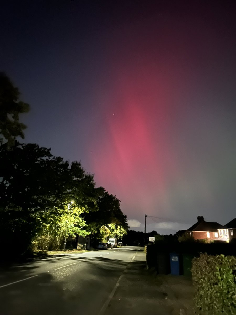 MsHels76's tweet photo. #Auroraborealis #Warrington https://t.co/EpAomlEIEE